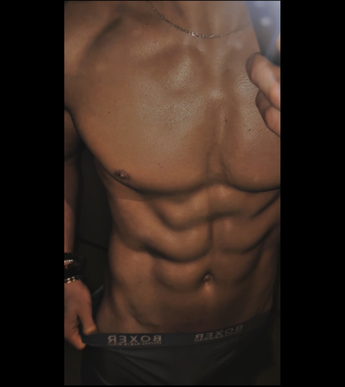 Profil von Ayron