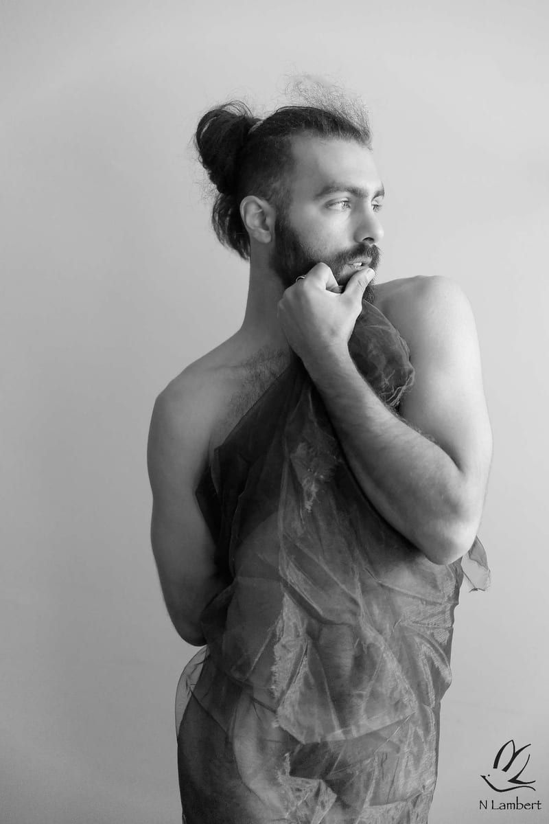 Profil von Chems-edine